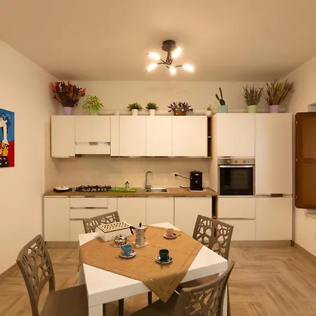 Coppito Apartment Guest house