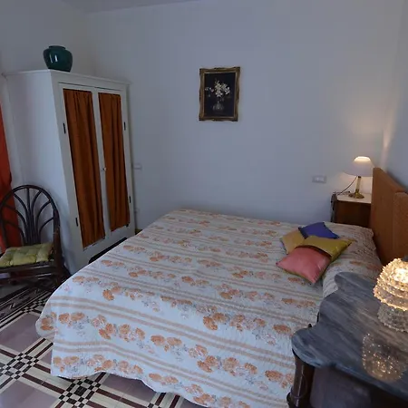 Villalago Holiday home *